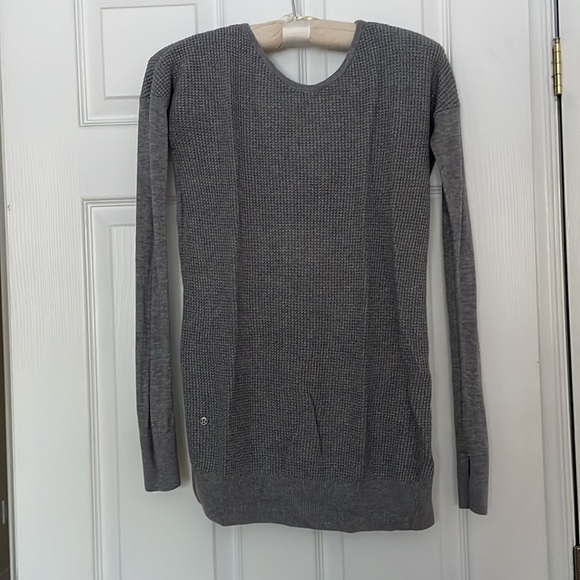 Lululemon Sz 4 The Sweater Life Vneck Knit Longsleeve Grey - Picture 7 of 8